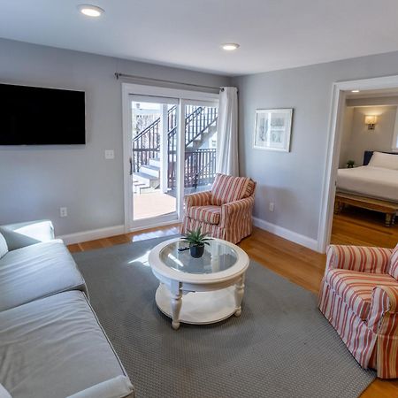 The Newport Lofts - 617 Thames Street Apartment ภายนอก รูปภาพ