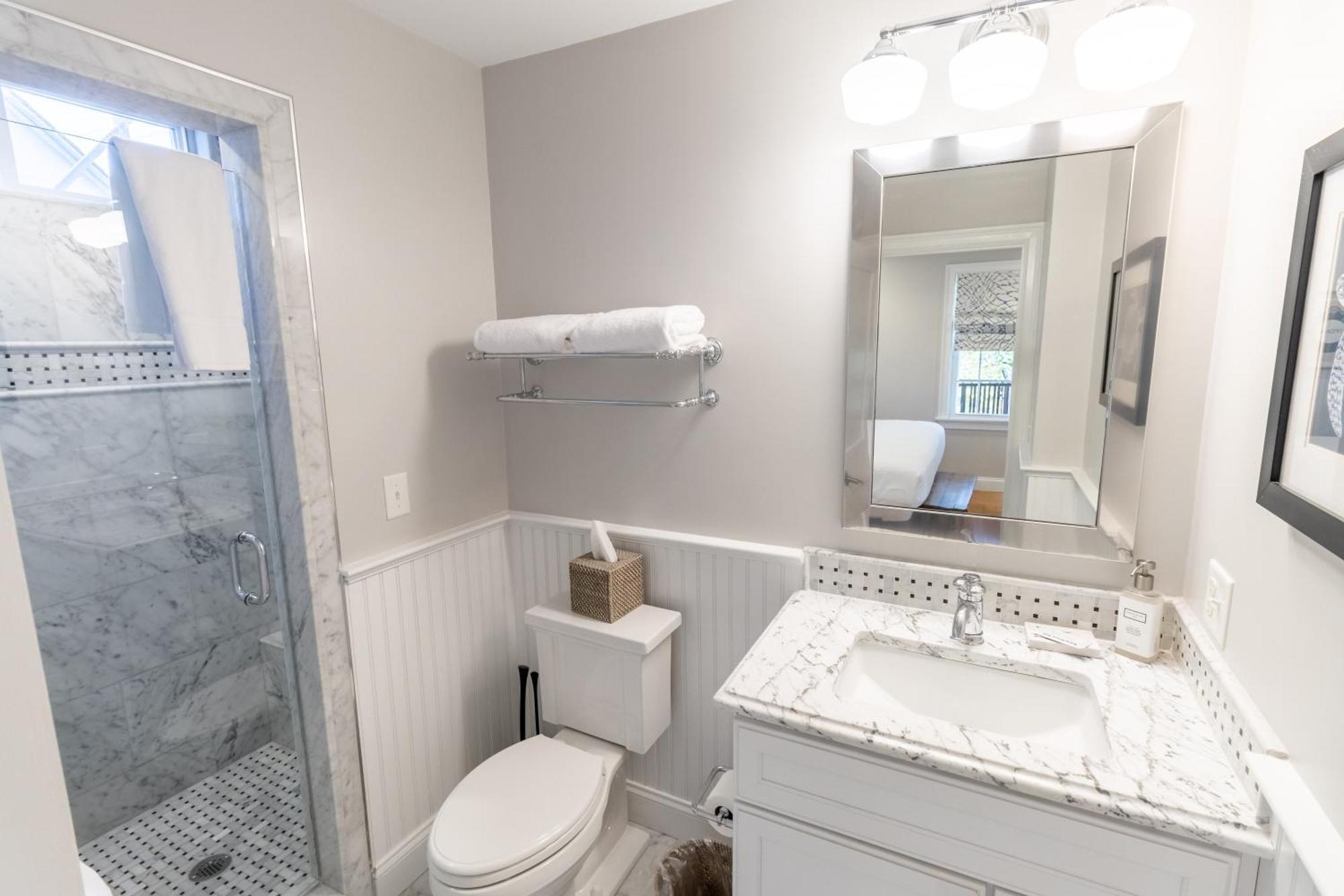 The Newport Lofts - 617 Thames Street Apartment ภายนอก รูปภาพ