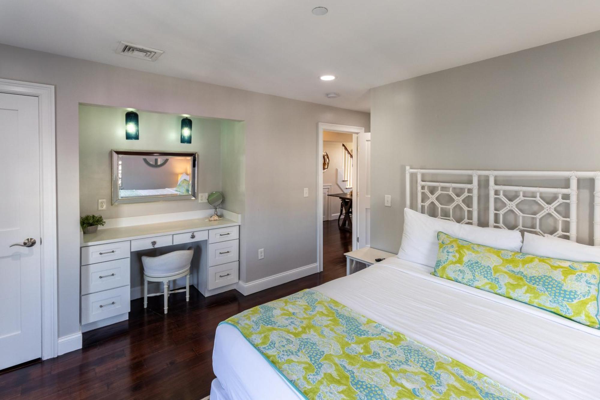 The Newport Lofts - 617 Thames Street Apartment ภายนอก รูปภาพ
