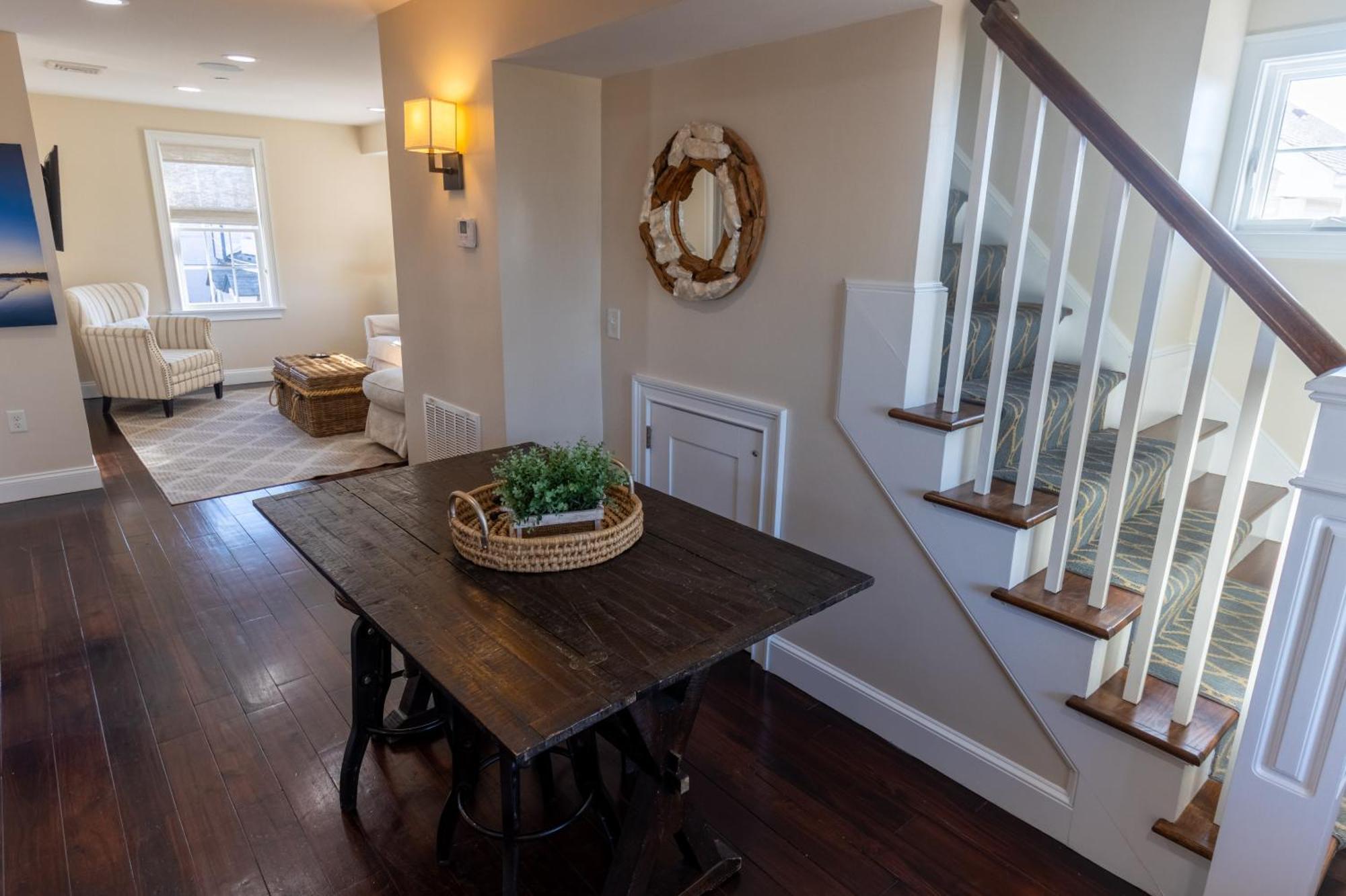 The Newport Lofts - 617 Thames Street Apartment ภายนอก รูปภาพ