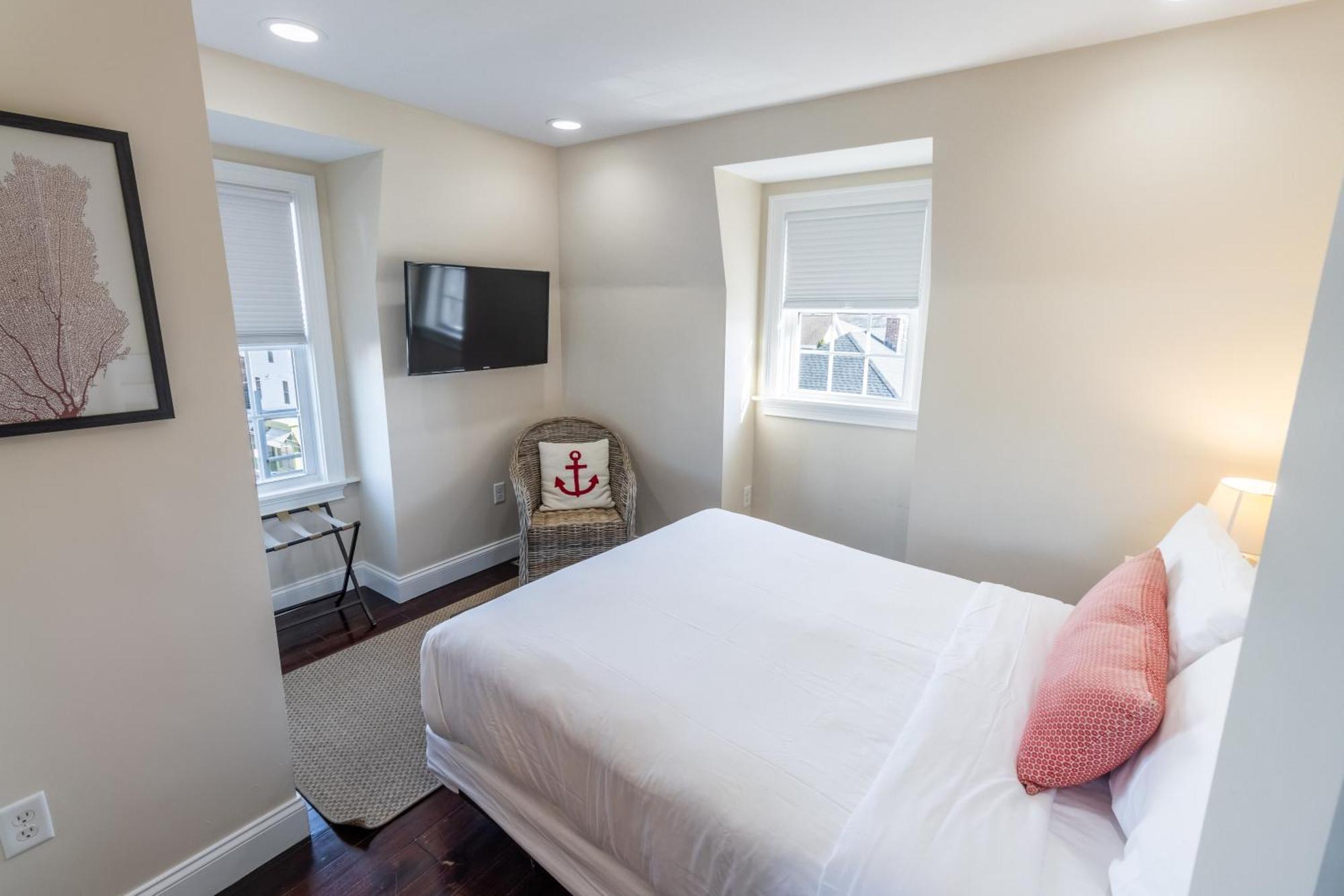 The Newport Lofts - 617 Thames Street Apartment ภายนอก รูปภาพ